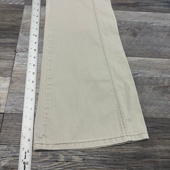 Vintage Y2K Levis Cream Womens JR 7 Low Rise Stretch Flared Bell Bottom Jeans - Picture 7 of 11